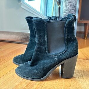 Dolce Vita Olivia Black Suede Boots Women’s 8